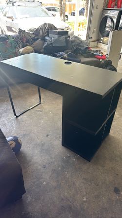 OFFICE DESK
