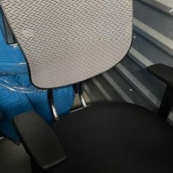 Office Chairs 