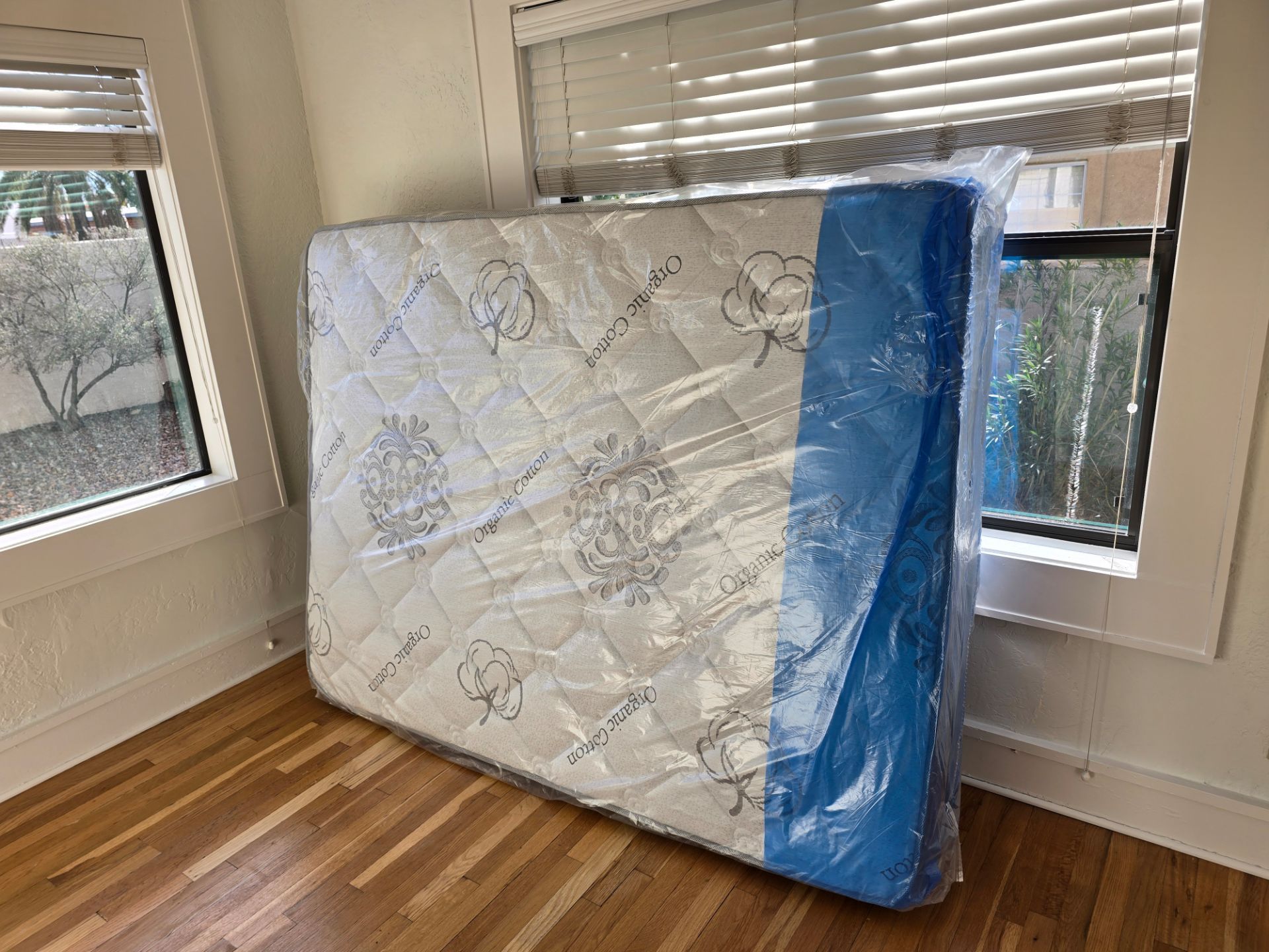 Single Twin Mattress 99 Full Double 159 Queen Bed 179 King 229 California King 229 Frame 69 XL Twin Mattresses All Sizes Available