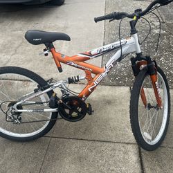 Suspension Orange Mountain Bike 130 OBO 
