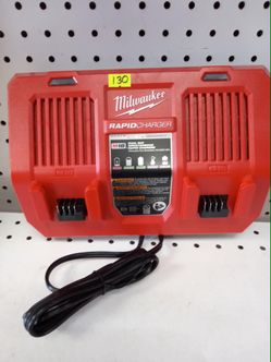 Milwaukee new dual rapid charger