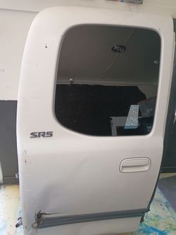 Toyota tundra SR5 rear door extended  cab .