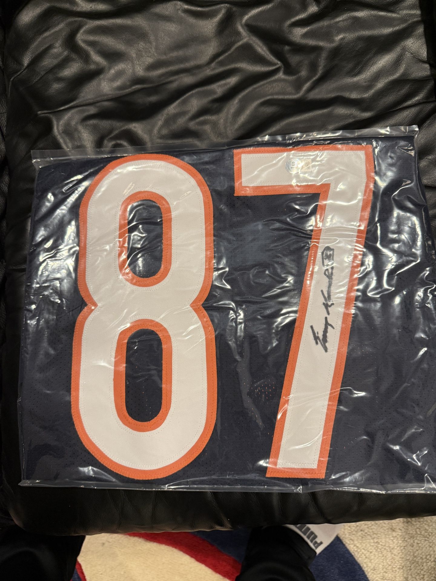 Emery Moorehead Signed Jersey Beckett Witnessed