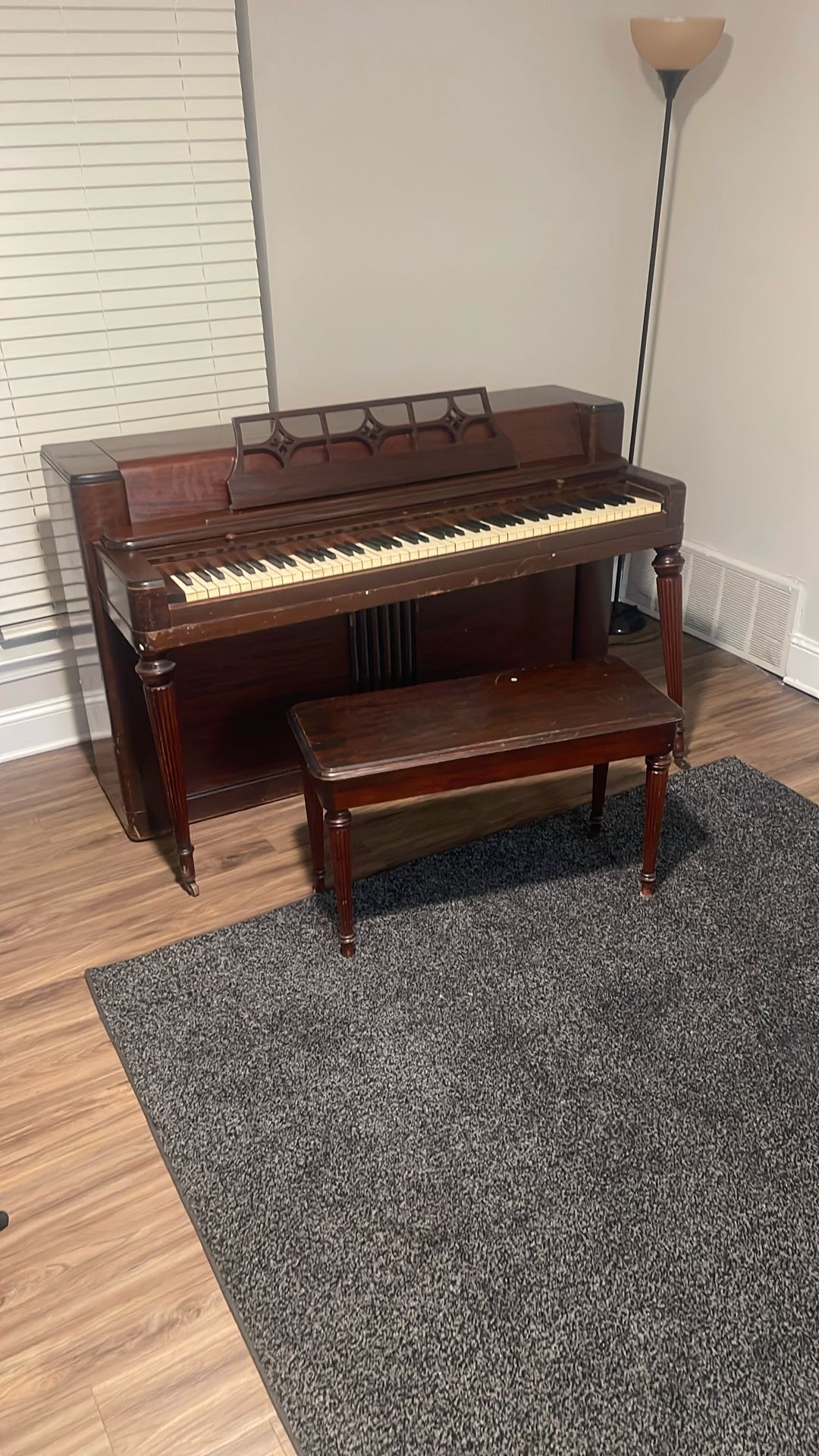 Wurlitzer Piano 