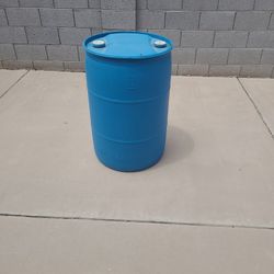 55 Gallon Water Drum