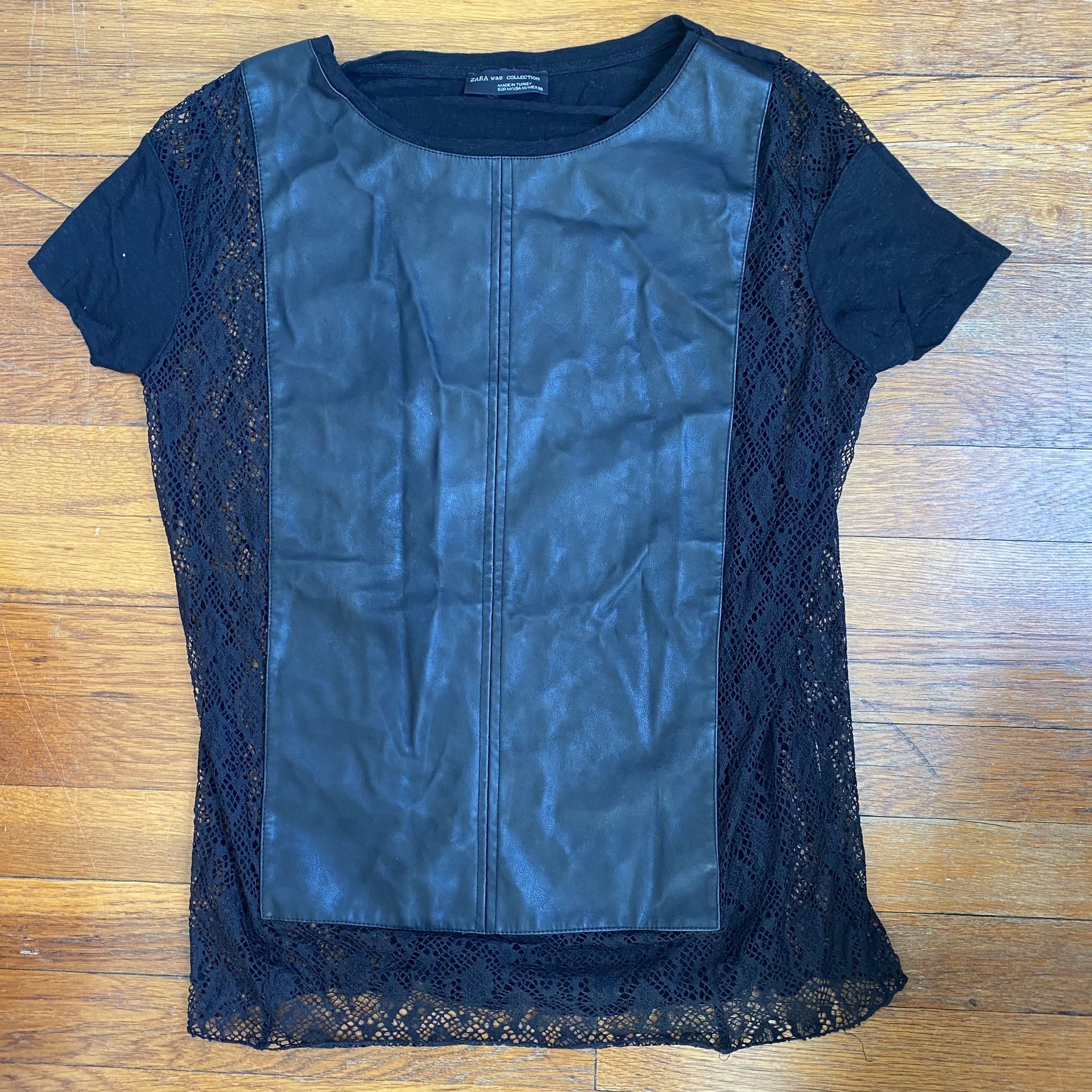 Zara Women’s Black Shirt Sleeve Top Faux Leather Front Lace Side Sz MEDIUM