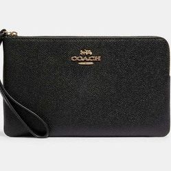 Brand New Large Corner Zip Wristlet

