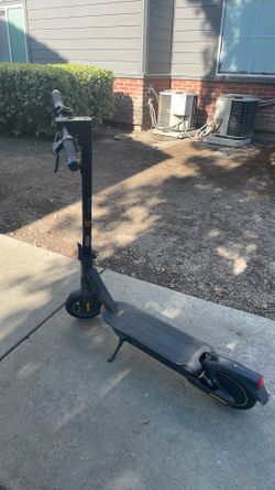 Ninebot- Segway max g2-low mileage (311mi)