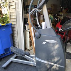 Elliptical Body Solid E7 Endurance 