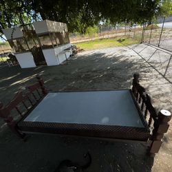 Twin Bed No Mattress 