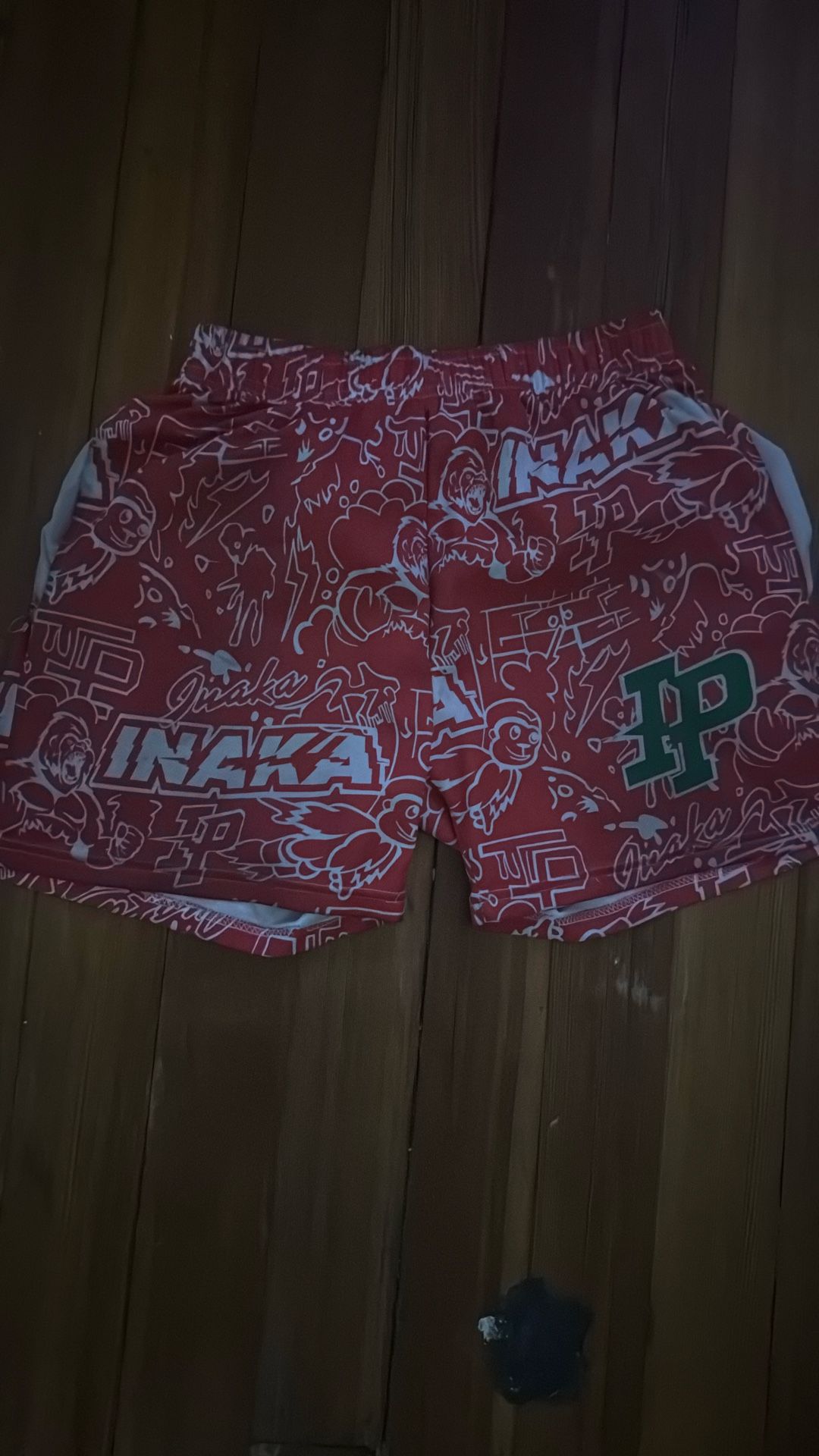 inaka park Shorts - Size Med/Small