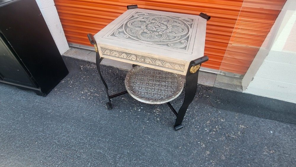 Kitchen Table And Chairs