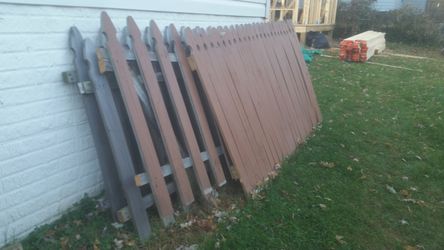 4ft press treated wood fence 48"htx96"long in very good condition