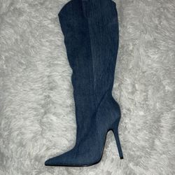 Knee High Boots Size 9