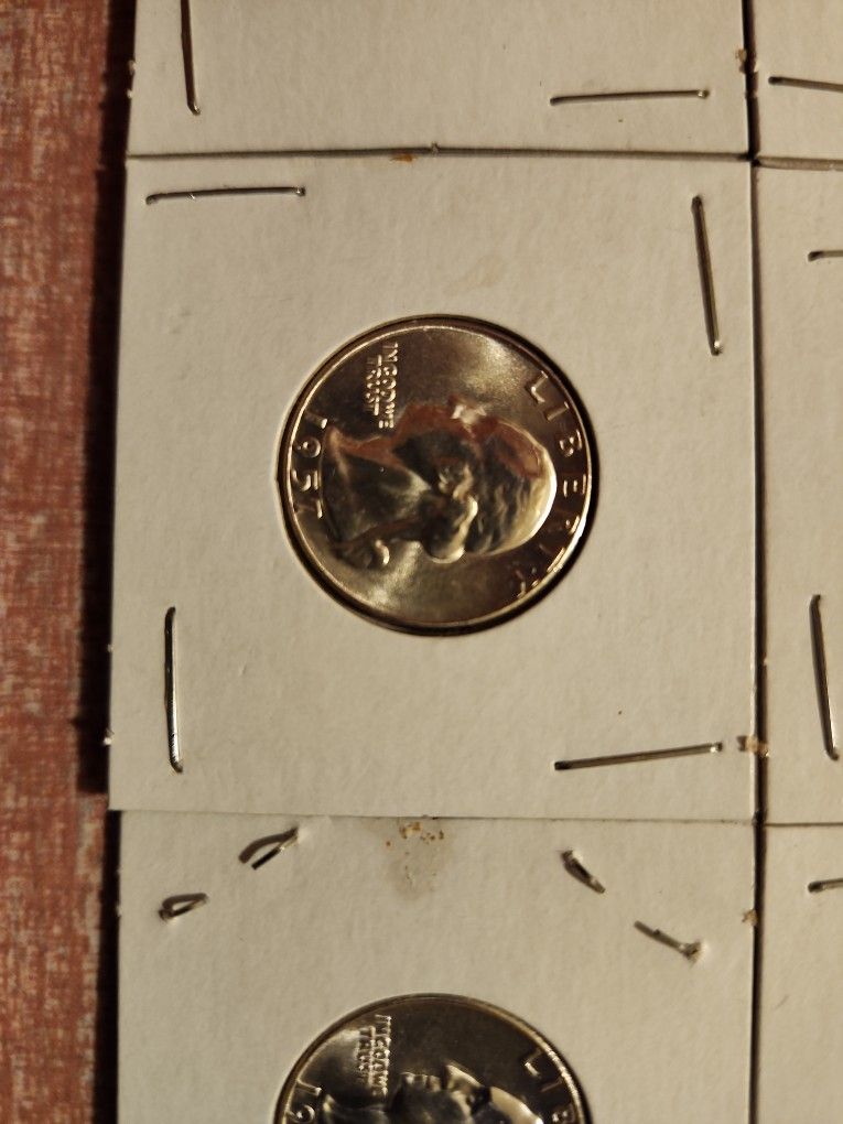 8 1957 BU WASHINGTON QUARTERS %90 SILVER