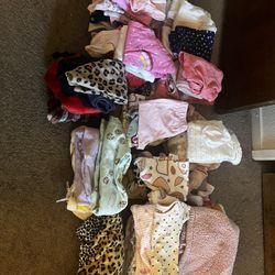 Ropa De Bebe Usada En Buen Estado for Sale in Fresno CA OfferUp