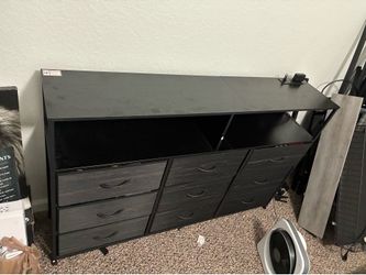 Dresser