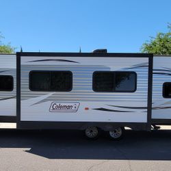 2017 Dutchmen - Coleman Lantern Edition Travel Trailer RV - Clean!