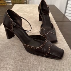 Coach Women’s Hillary Square Toe Heel Sz. 10B