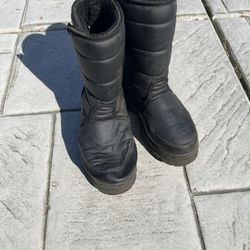 Snow Boots Size 7