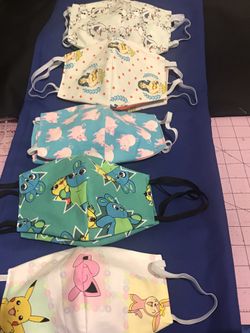 Face mask with charm