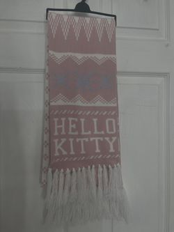 Hello Kitty scarf