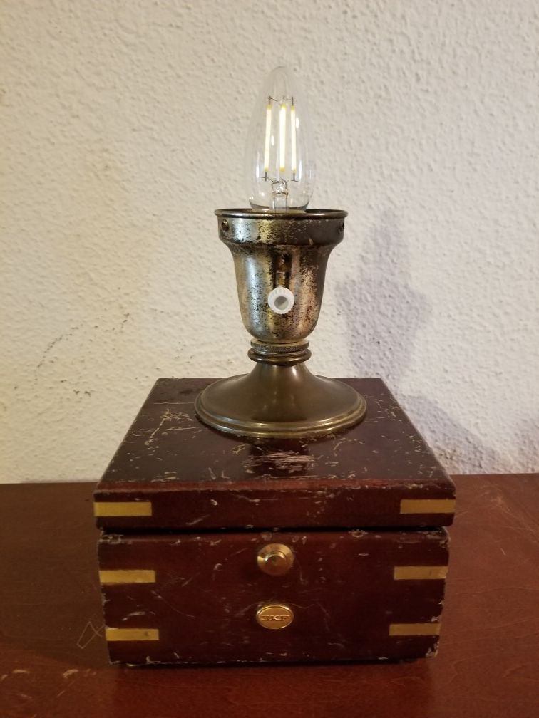 One-of-a-kind Handmade Steampunk Art Lamp/Light With Working Clock. $35.00