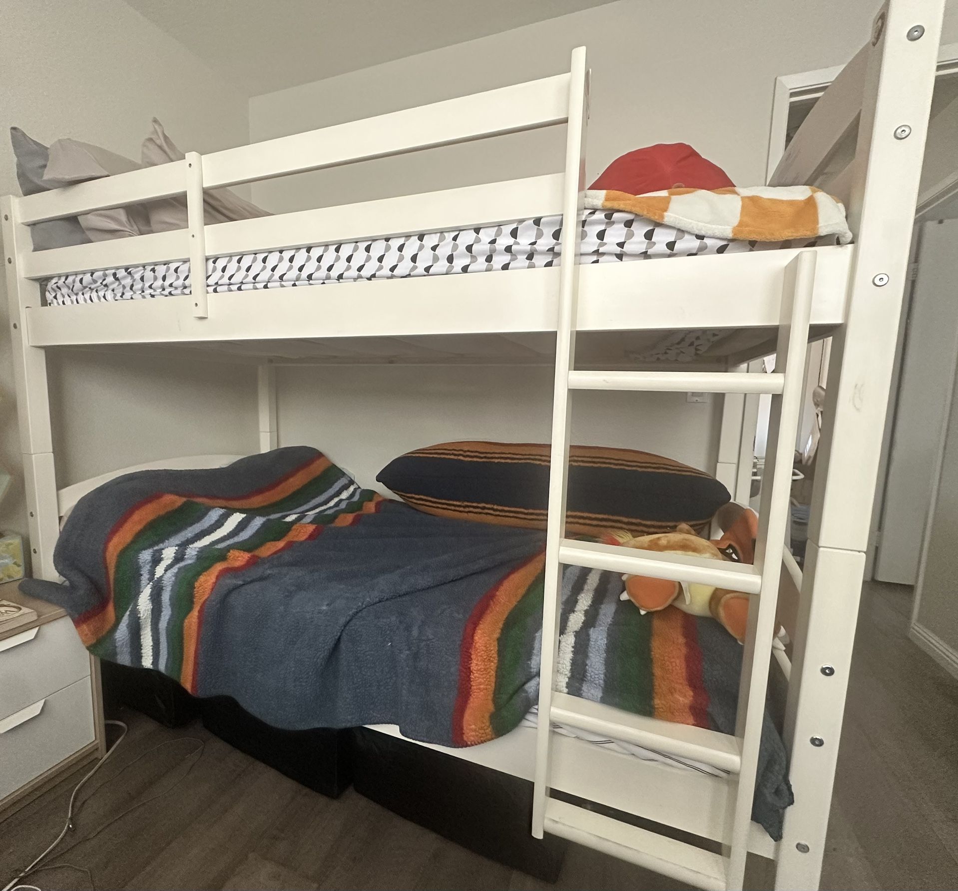 Twin Over Twin Bunk Bed