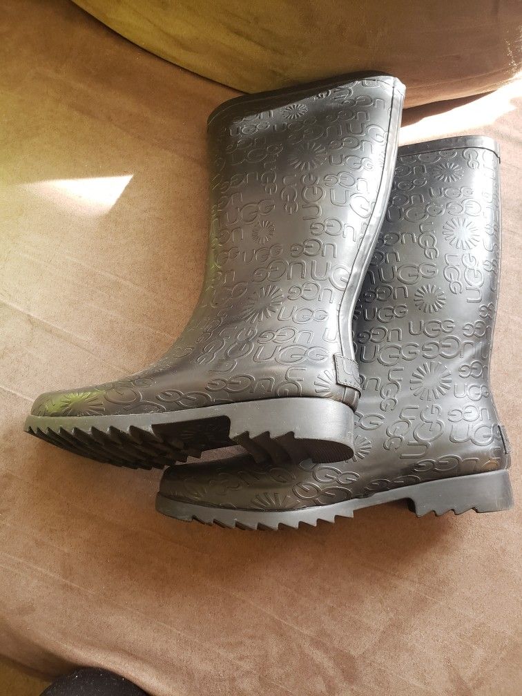 UGG Wilshire Boots