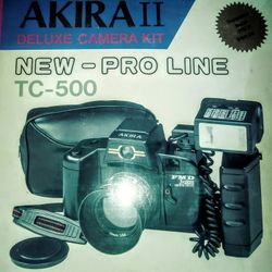 Akria Deluxe Camera (Rare)