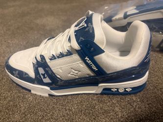 Louis trainers