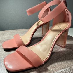 Women’s Shoes Size 8