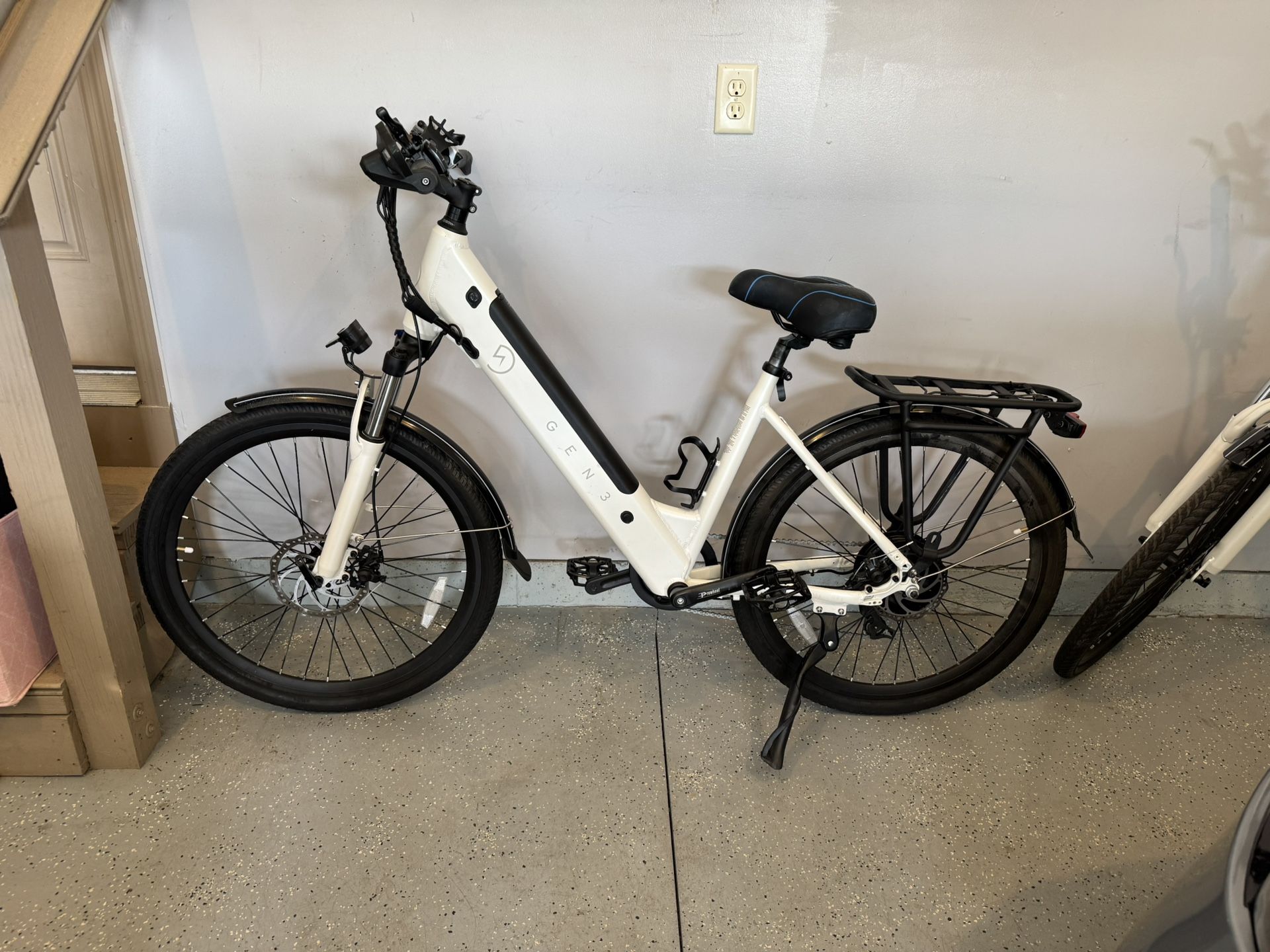 E-bikes (2 Available) Like New