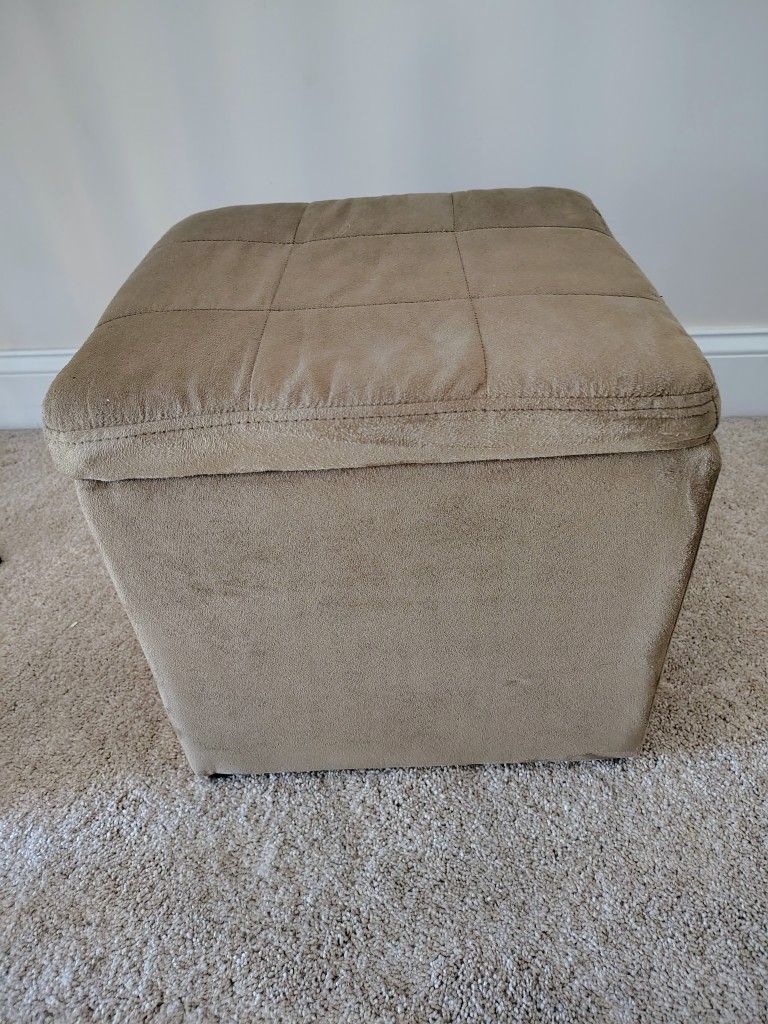 Square Storage Ottoman