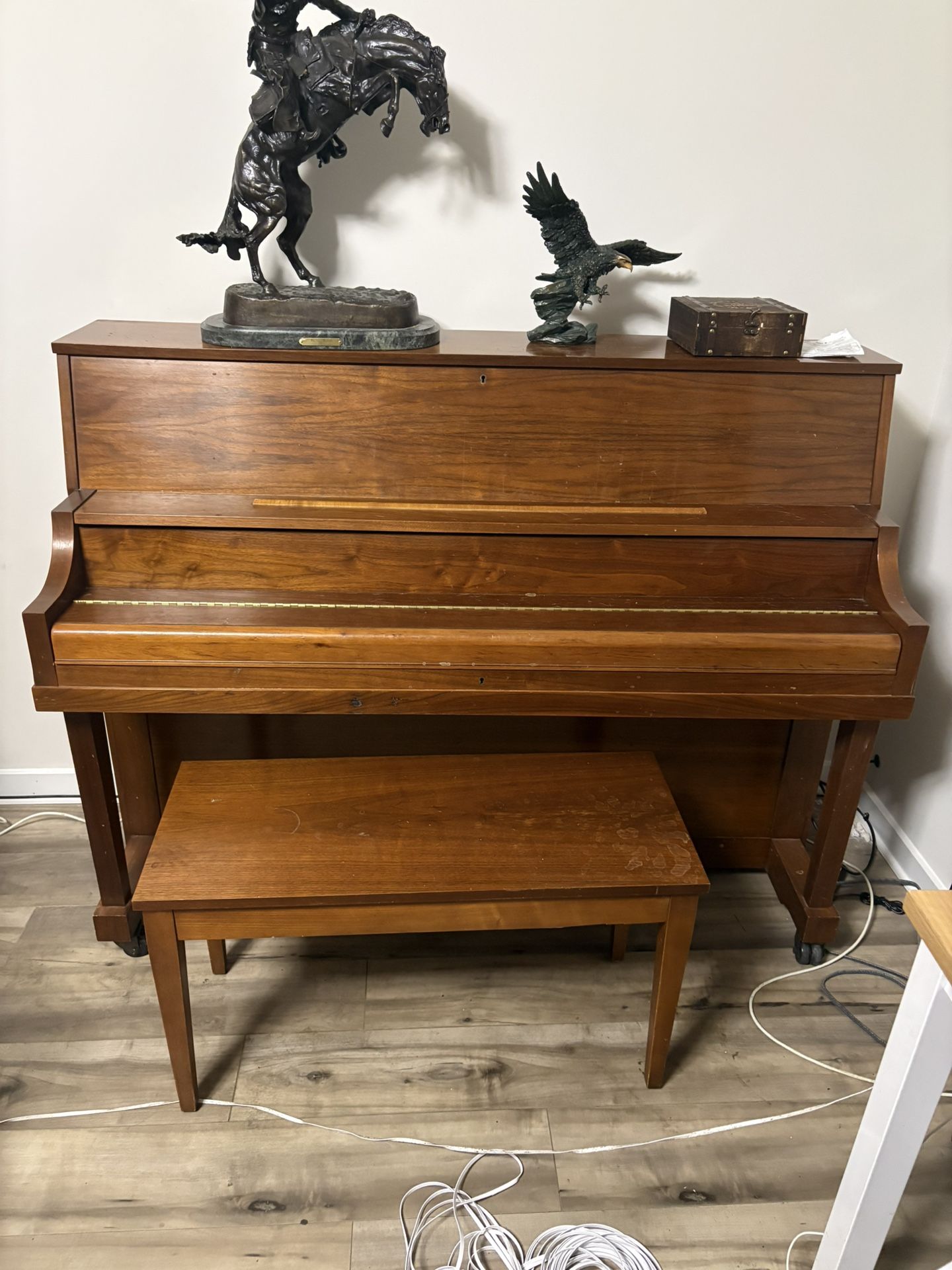 Yamaha P22 - Upright Professional Collection Piano