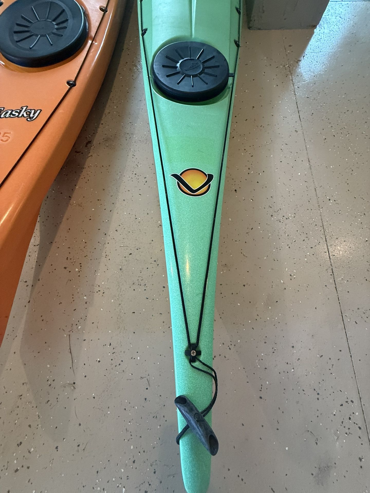 Venture Easky 15 Kayak – Excellent Condition, Garage Kept