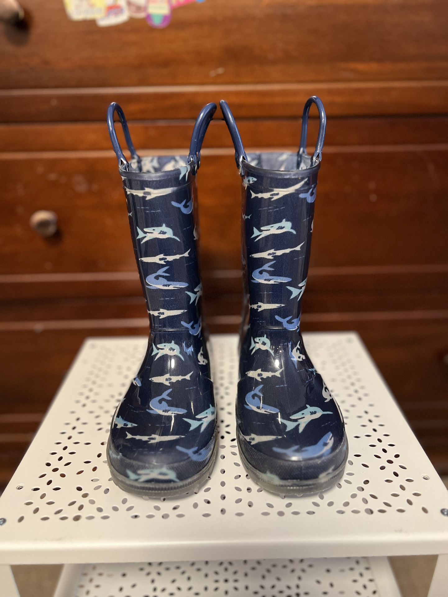 EUXTERPA Kids Light-Up Rain Boots – Size 1 Little Kid – Excellent Condition