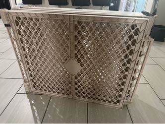 Expandable Baby/Pet Safety Gate - Plastic Lattice, Multi-Panel