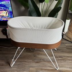 Happiest Baby Snoo Smart Bassinet