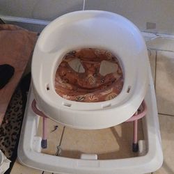 High Chair/walker