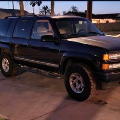 2000 Chevrolet Tahoe