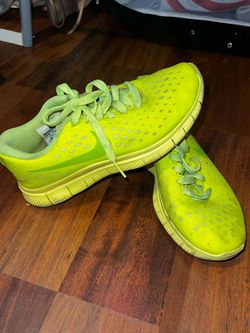 Neon Nike