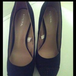 HEELS 👠