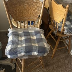 Antique Wooden Chairs Move, 360 And Plaid Cushion For Support