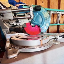 Makita 36v 10” Dual Sliding Compound Miter Saw