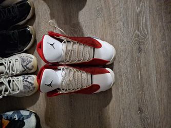 Jordan 13s Size 10.5 BEST OFFER 