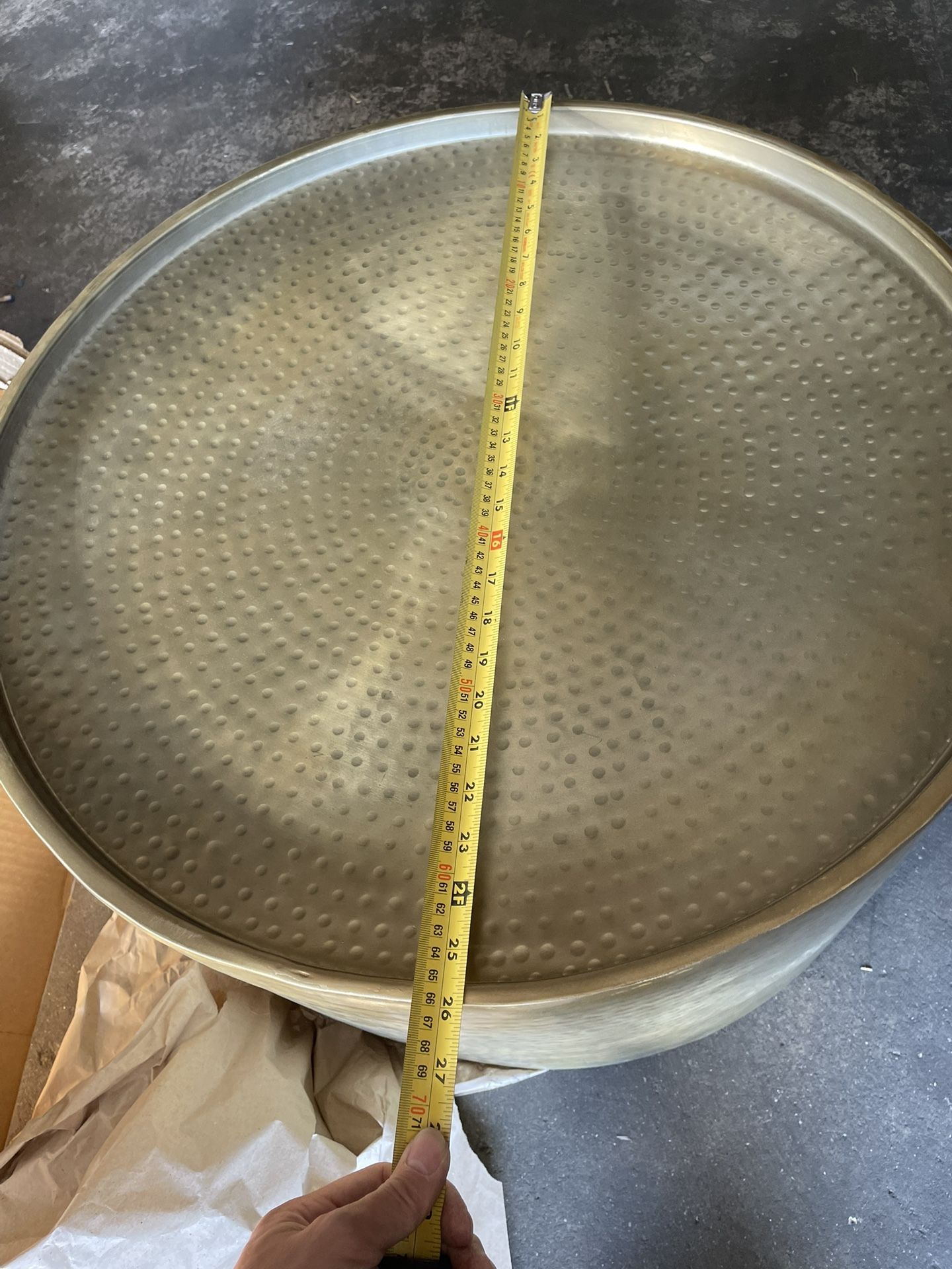 Hammered Gold Round Coffee Table, Retro Metal Side Tables for Living Room, No Assembly Required, Textured Iron Cylinder Coffee Table (26")