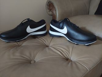 Black Nike Victory Golf Shoe