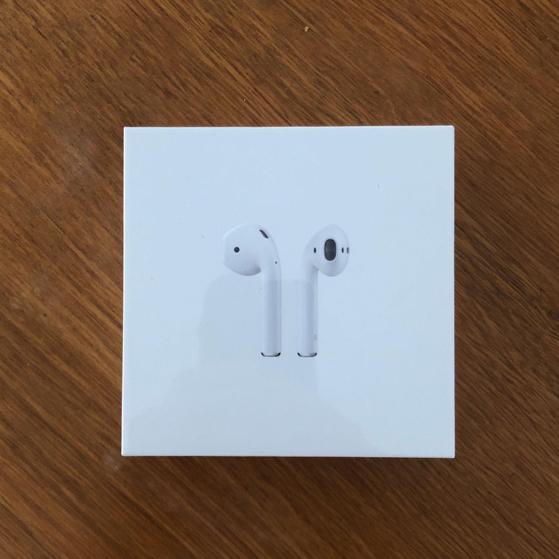 Apple AirPods 2 + Charging Case Unopened