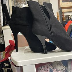 Ladies heels